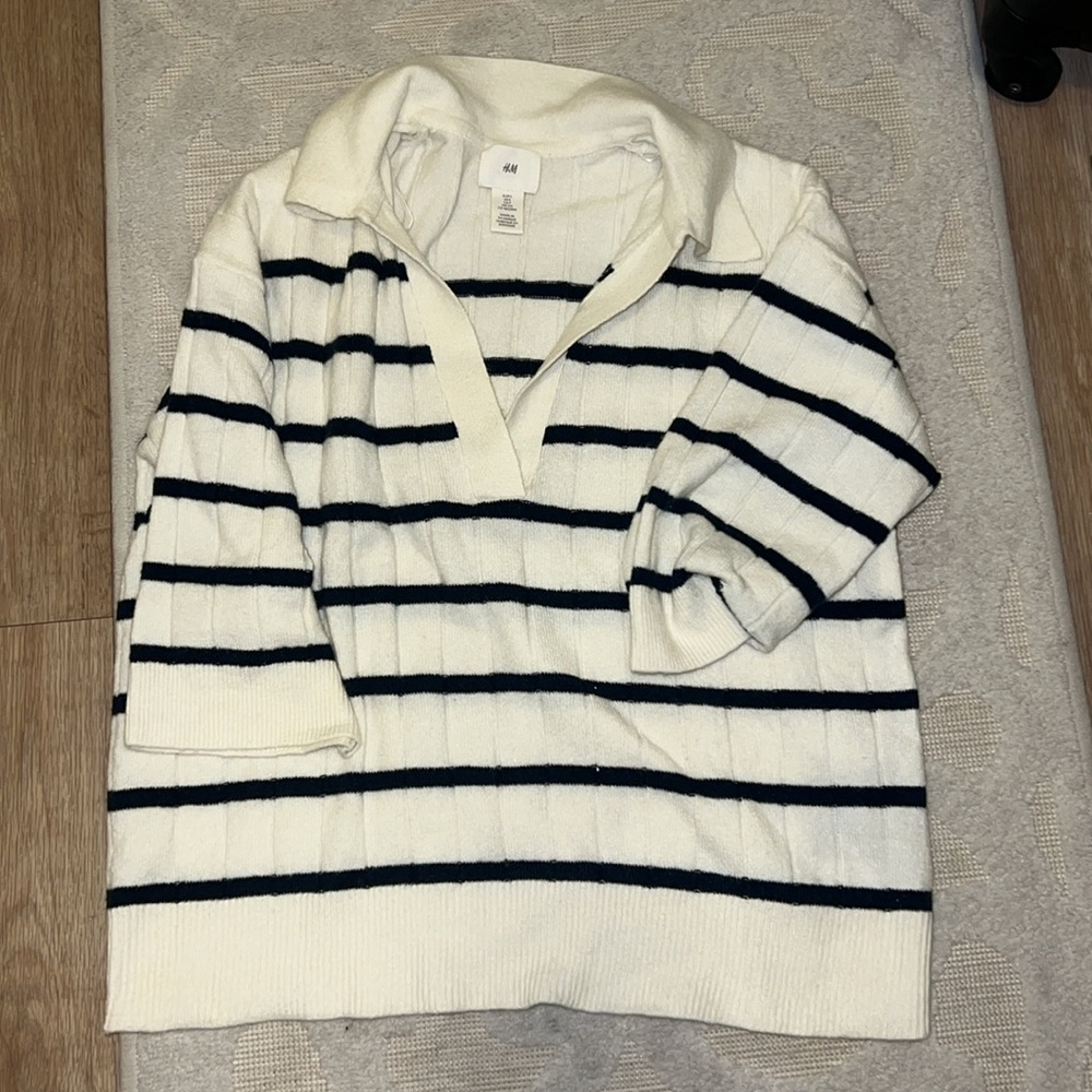 H&M Rib-knit Sweater with Collar - Size Small - Picture 3 of 3